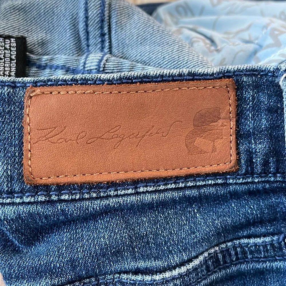 Karl Laderfeld Paris Cropped‎ Denim Fringe Accent Blue Jean Cuffed Women Size 10